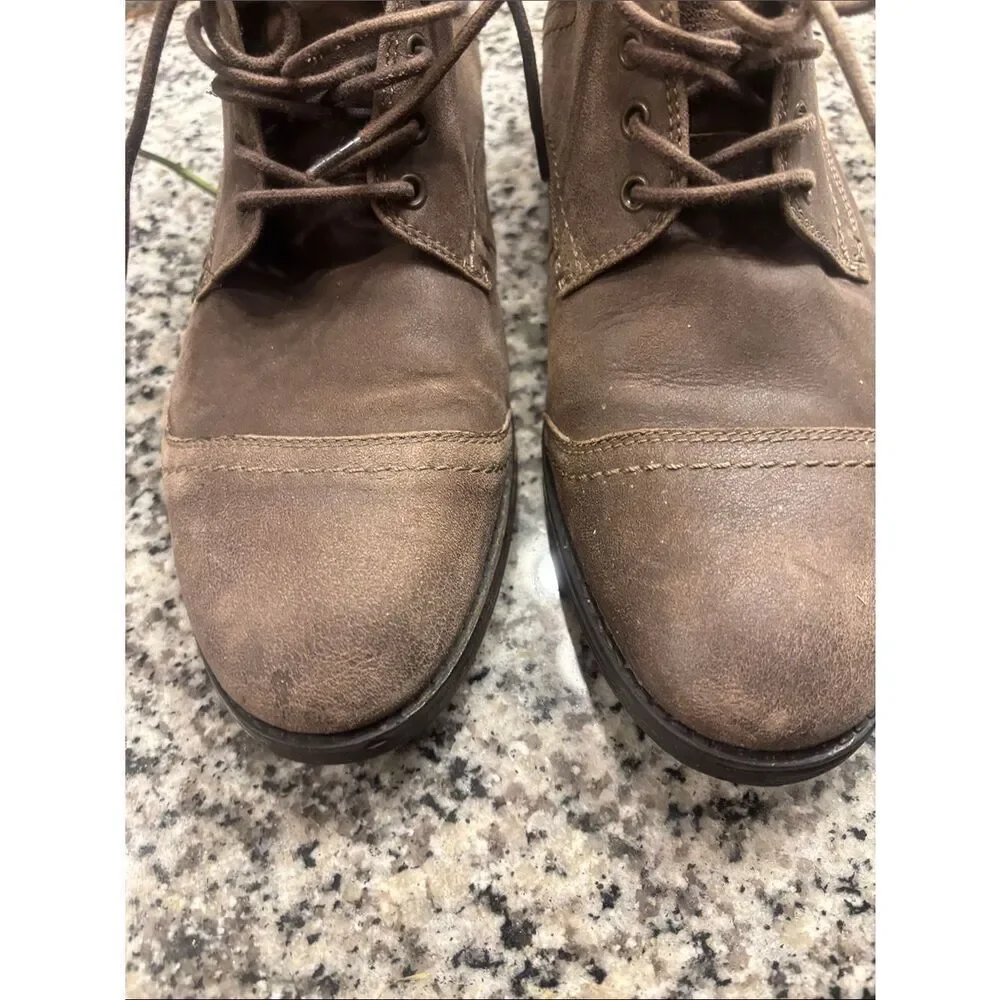 Clarks timeless suede
